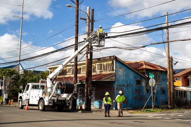 Aerial cable placement